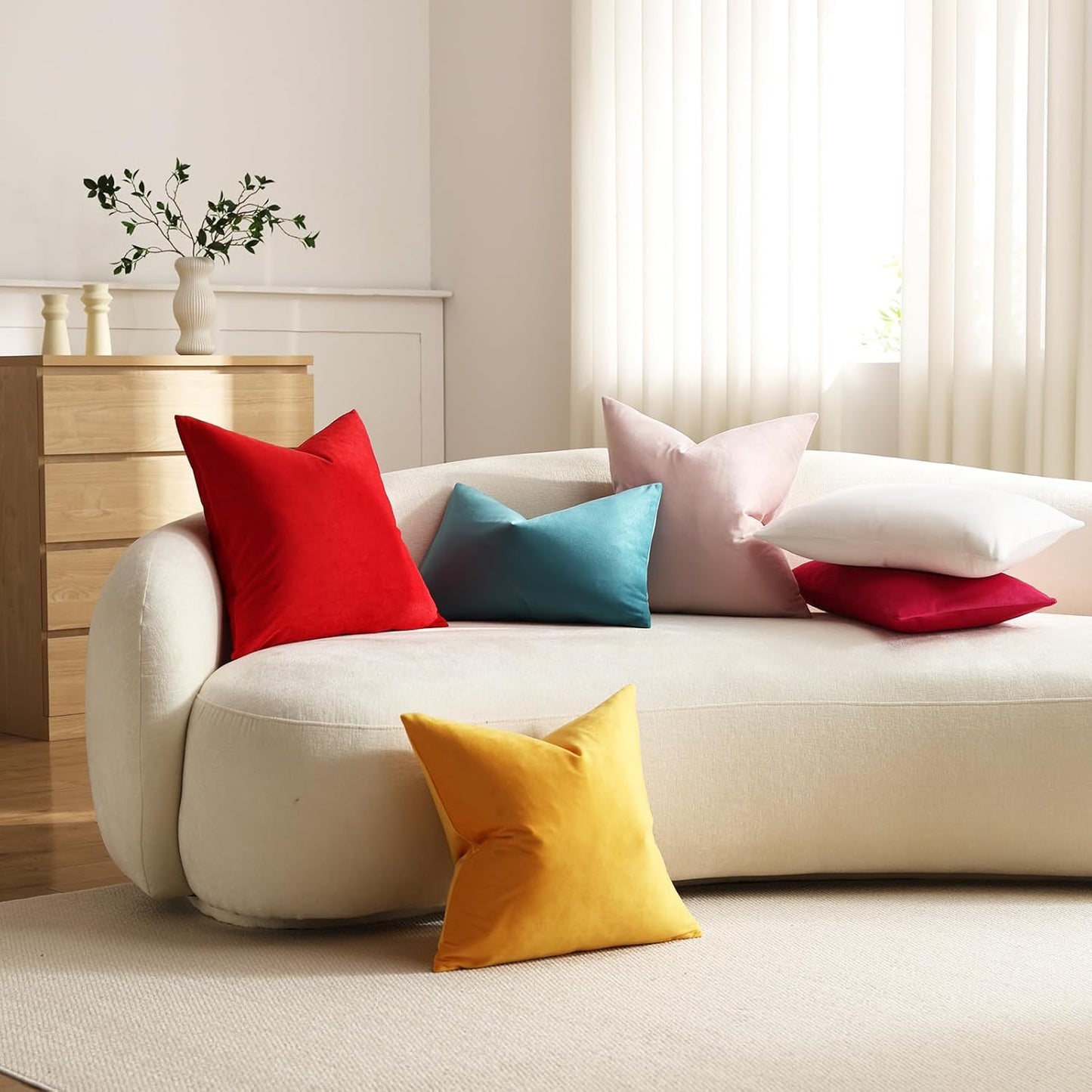 Throw Pillow Covers 18X18 Gold Yellow: Pack of 2 Cozy Soft Velvet Square Modern Luxury Decorative Throw Pillow Cases for Sofa Couch Living Room Bed Home Decor