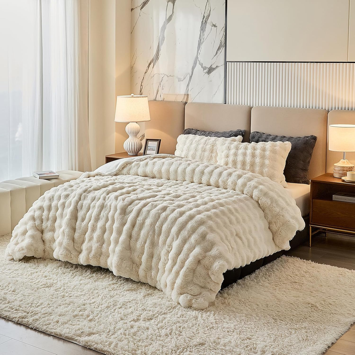 Full Faux Rabbit Fur Comforter Set - 3 Pieces Fluffy Bedding Set Ultra Soft Warm Shaggy Winter Flannel Bed Set, Luxury Skin Friendly Sherpa Comforter Set & Pillow for Thanksgiving Cream White Beige
