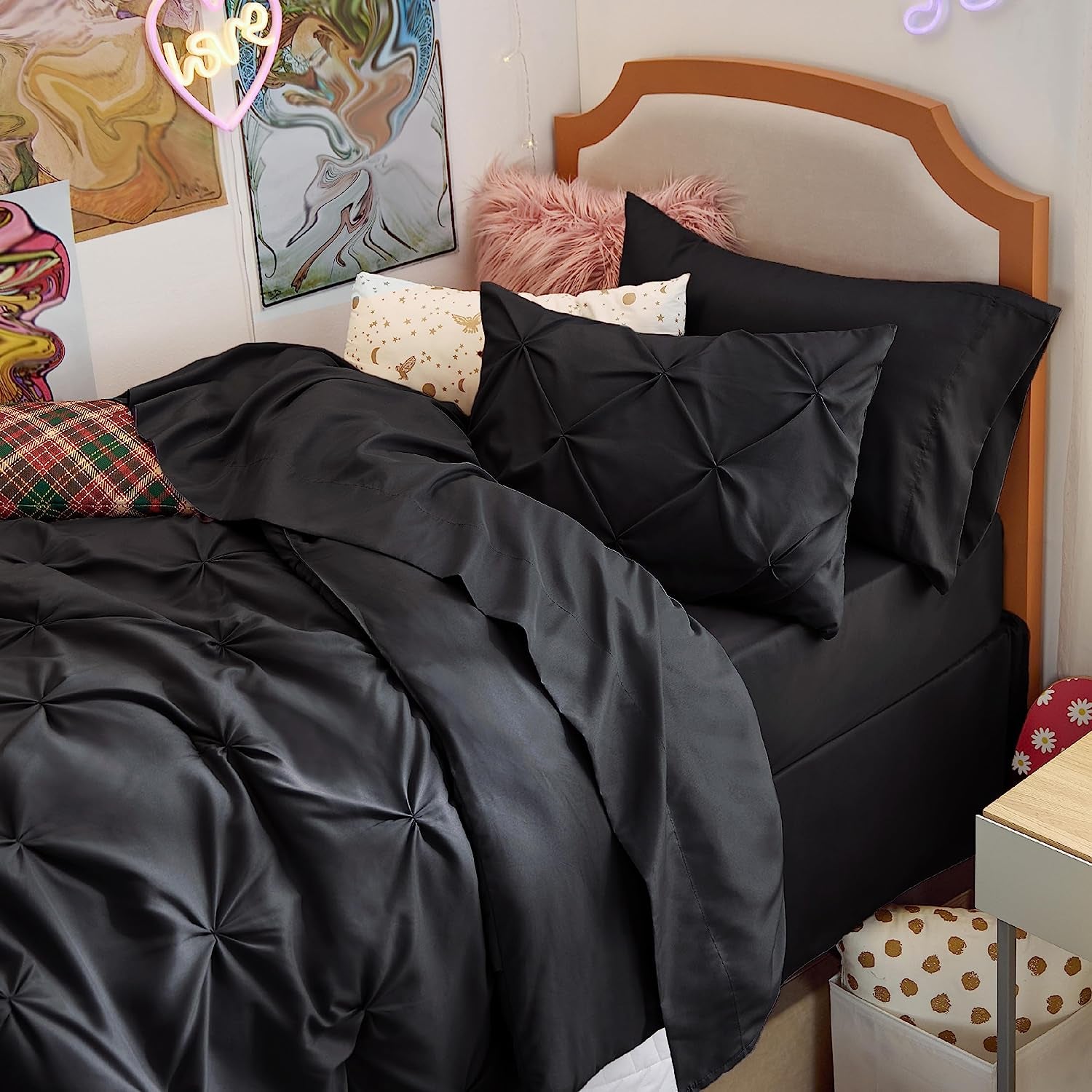 Twin Comforter Set Black - Bed in a Bag Twin Size 5 Pieces, Gentlesoft™ Pintuck Bed Set Gift for Family, Pinch Pleat Black Comforter with Sheets, Pillowcase & Sham
