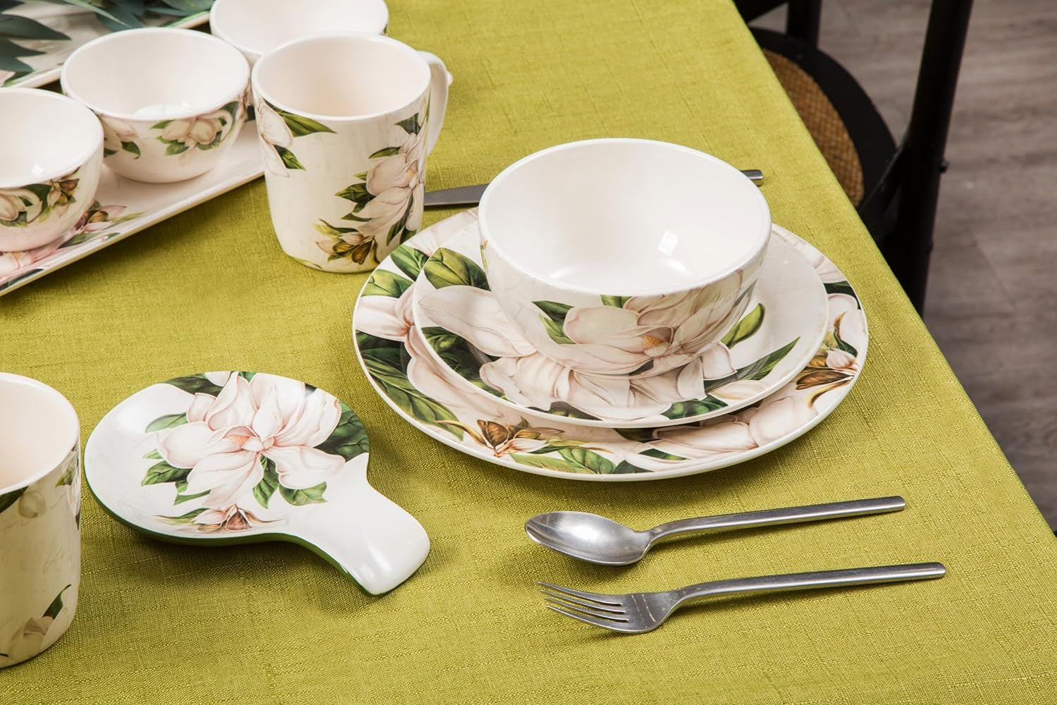 Magnolia Floral Salad Plates Set of 4, 8.75 Inch Ceramic Dessert Plates for Salad, Appetizer, Side Dishes, Microwave and Dishwasher Safe, Gift for Housewarming and Thanksgiving