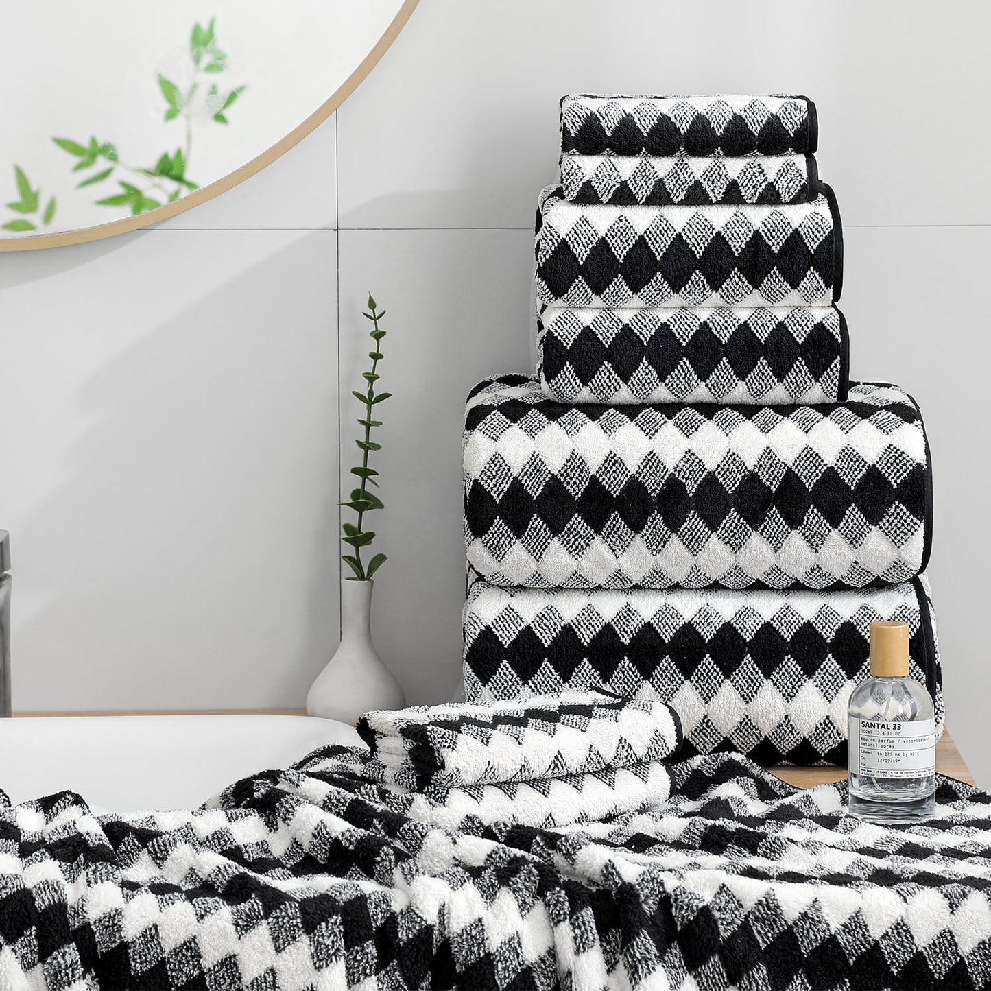 4 Pack Bath Towels Extra Large 35"X 70"Highly Absorbent Quick Dry Bath Towels Oversized Microfiber Bath Sheets Soft Luxurious Towels for Bathroom Kitchen Spa Hotel Gym (Black)